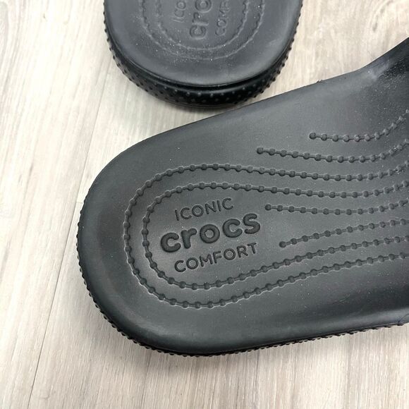 Crocs Slide Sandals Women’s 8 Iconic Comfort Black Classic Slip On - Picture 4 of 5